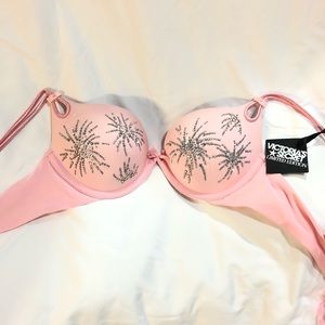 Victoria’s Secret  
Limited edition! Rare! NWT